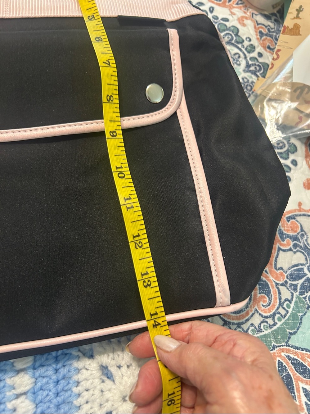 Mary Kay Black with Light Pink Trim Tote NWOT - Picture 7 of 10